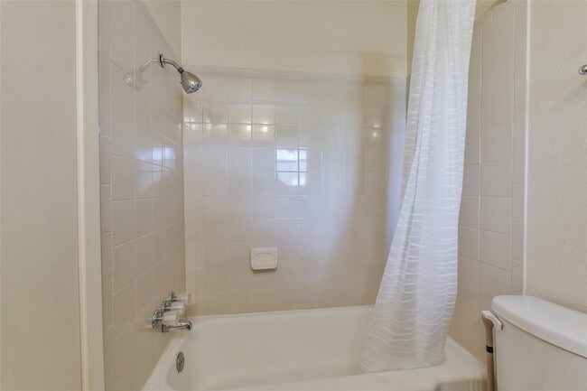 Building Photo - 6343 Clemson St