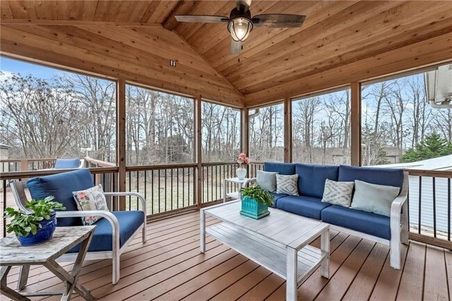 Building Photo - 5235 Lanier Ln