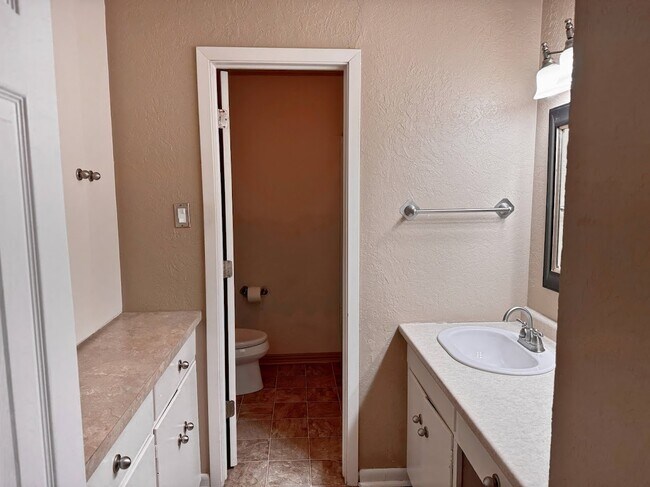 Building Photo - 4715 Coronado Ave