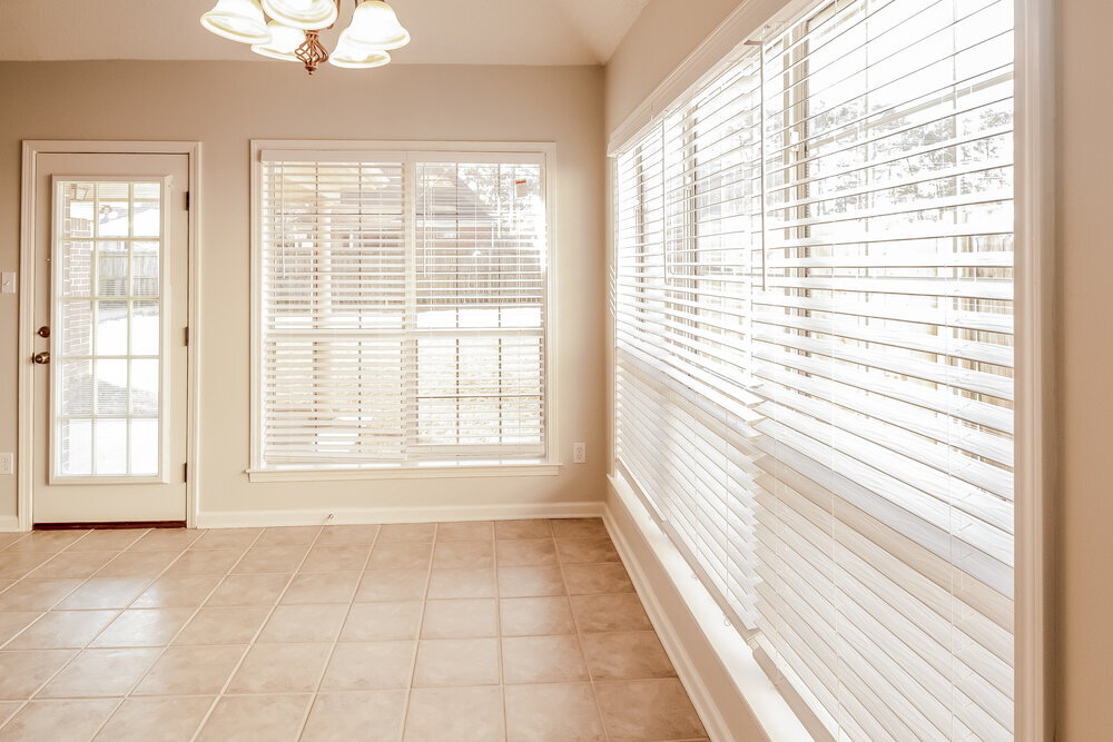 Building Photo - 3135 Quartz Dr