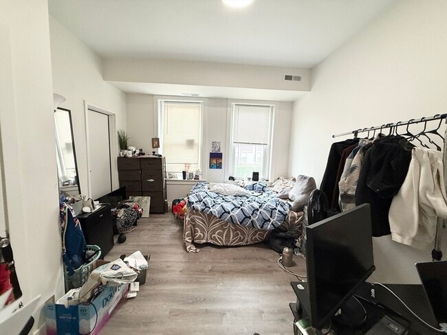 Building Photo - 301-305-305 Dudley St