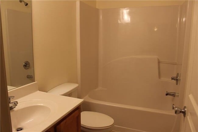 Building Photo - 6065 Apple Rose Dr