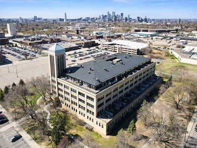 Building Photo - 730 Stinson Blvd NE