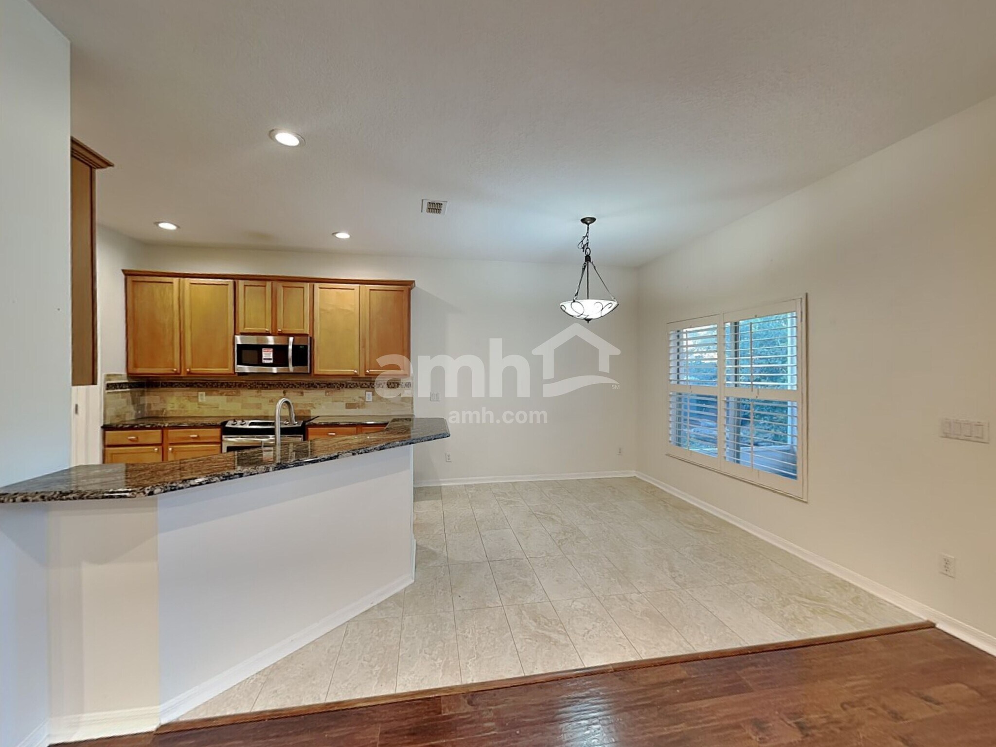 Building Photo - 879 Moonluster Dr