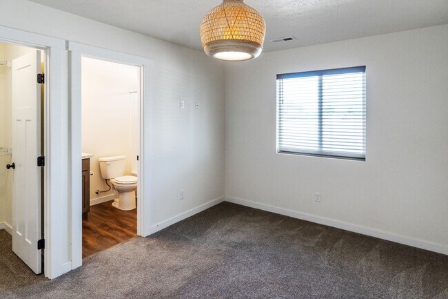 Building Photo - Beautiful Single Family Home In Cheney!!