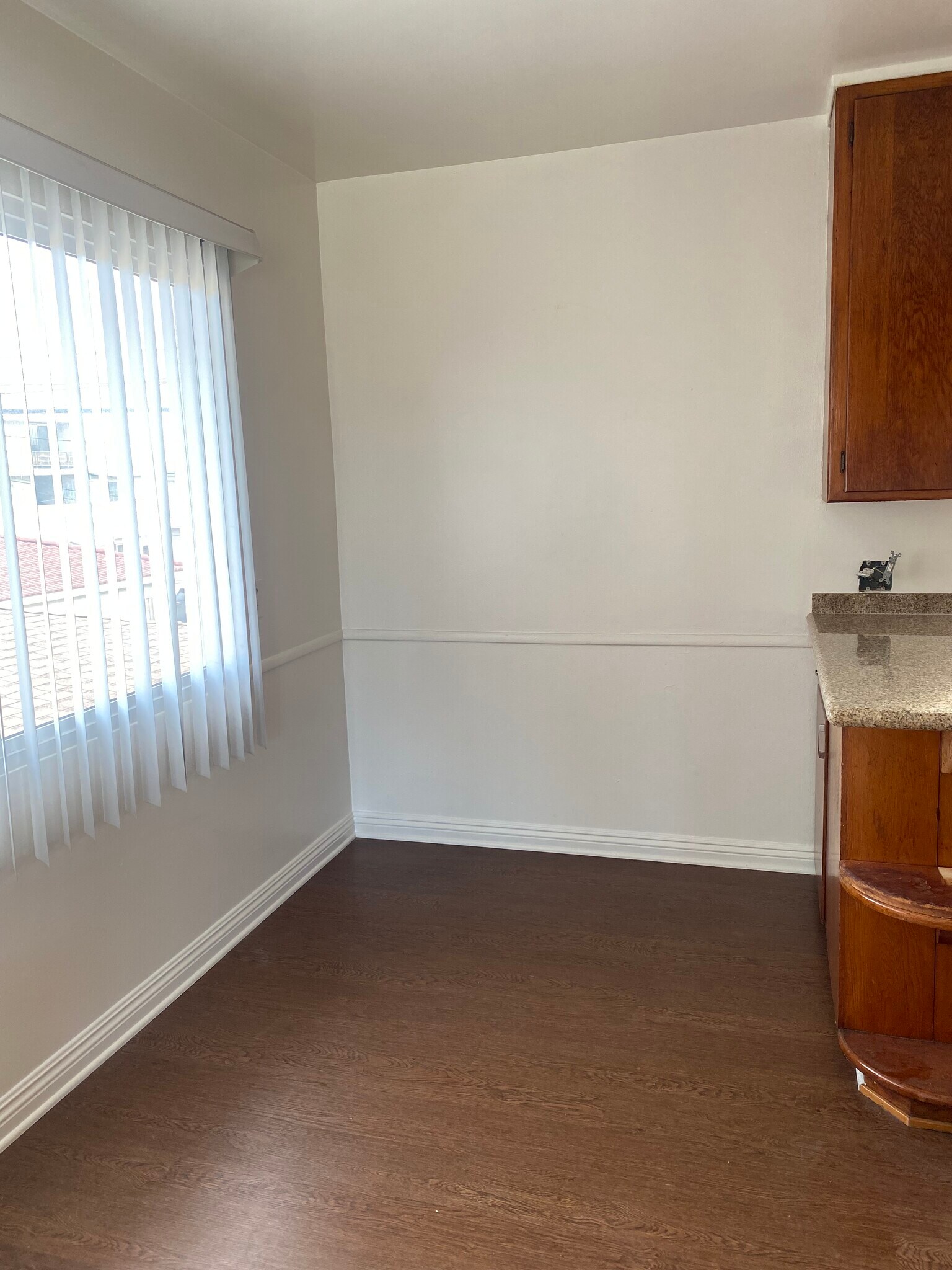 Building Photo - 4380 W 136th St