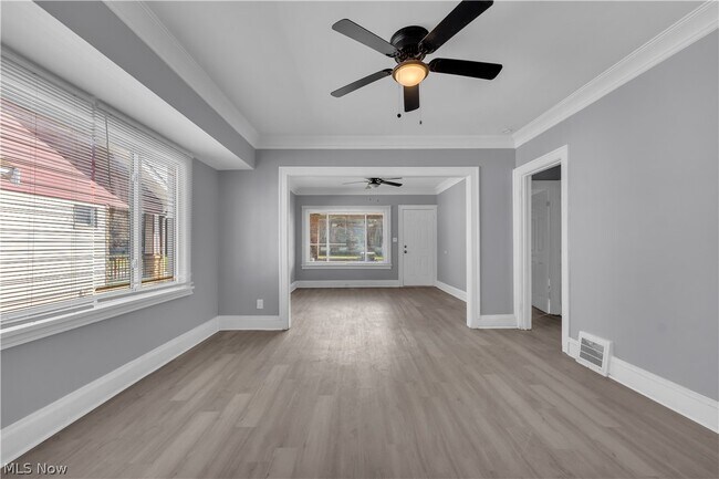 Building Photo - 10613 Sandusky Ave