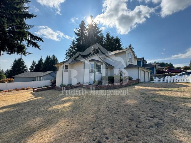 Building Photo - 979 NW Calypso Cir