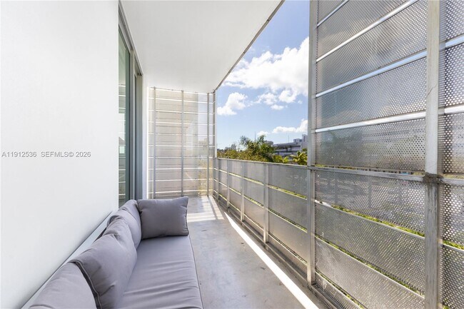 Building Photo - 1700 Meridian Ave