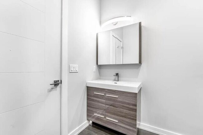 Building Photo - 1 Flagship St