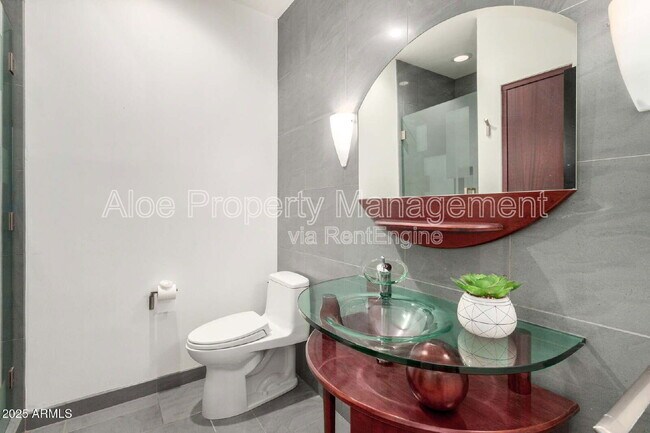 Building Photo - 8989 N Gainey Center Dr
