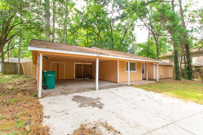 Primary Photo - 1603 N Red Cedar Cir