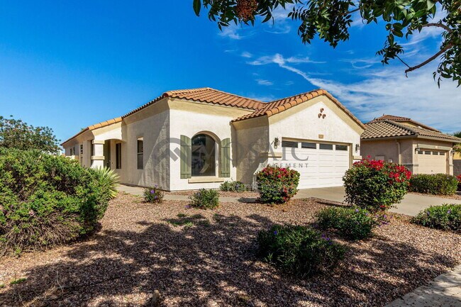 Building Photo - 4020 E Trigger Way