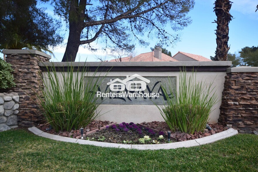 Primary Photo - 5006 S Rainbow Blvd