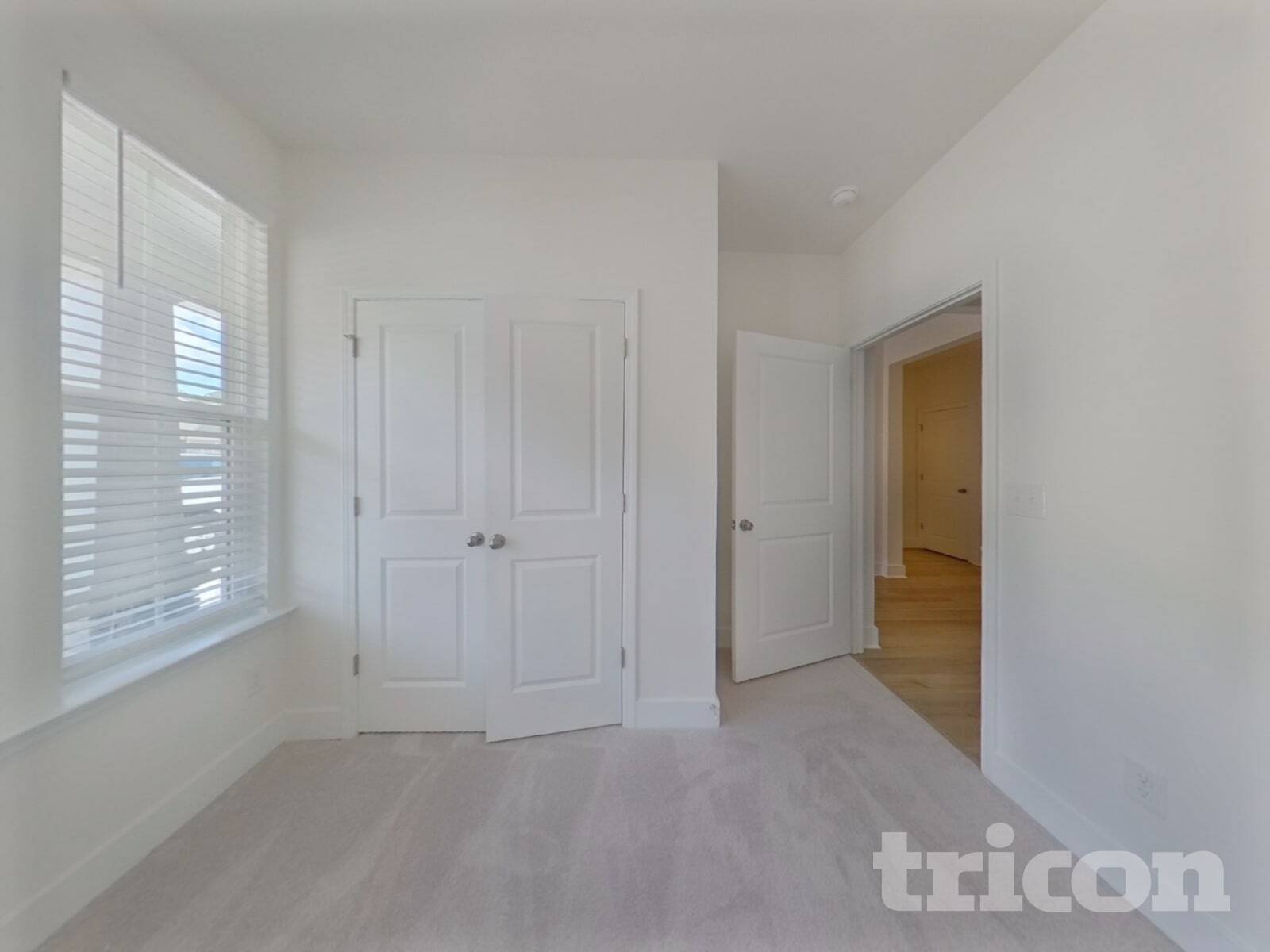 Building Photo - 45 Mayhaw Pt