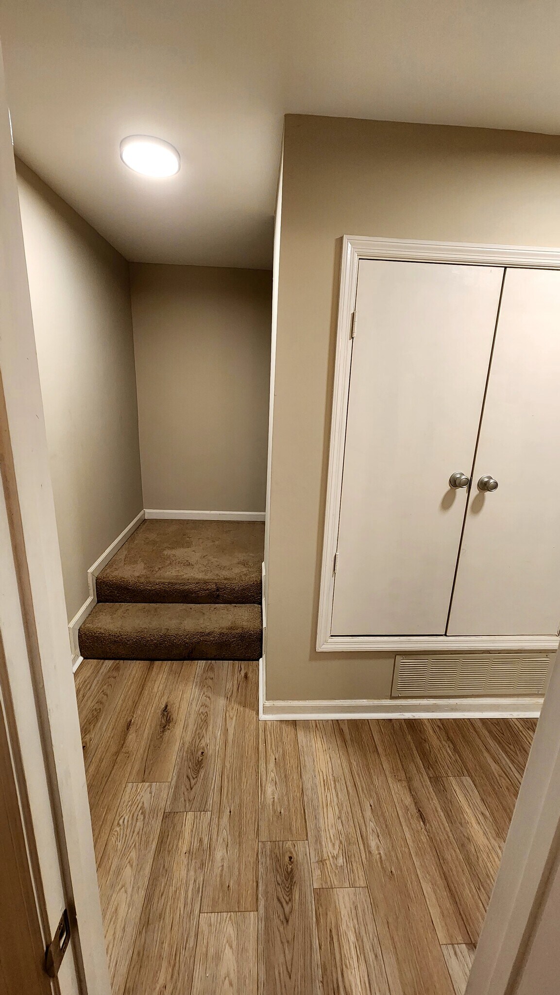 Foyer - 2409 Farmstead Cir