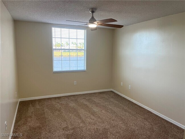 Building Photo - 8736 River Homes Lane