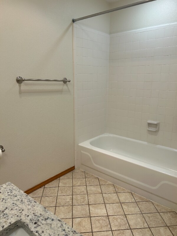 Building Photo - 13722 Oak Pebble