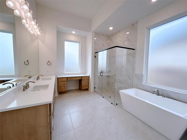 Building Photo - 5222 Tahoe Ct