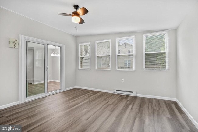 Building Photo - 10506 Lime Tree Way