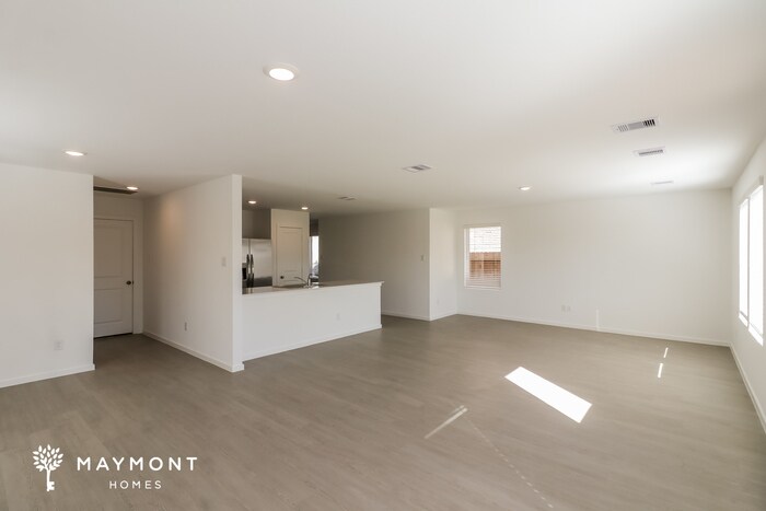 Building Photo - 3072 Fantasy Ter Dr