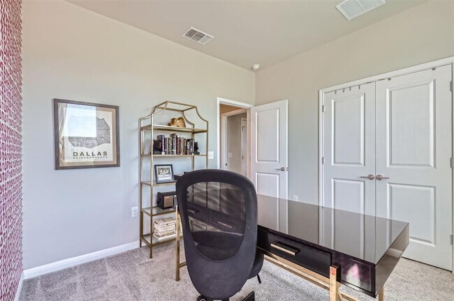 Building Photo - 5409 Charles Merle Dr