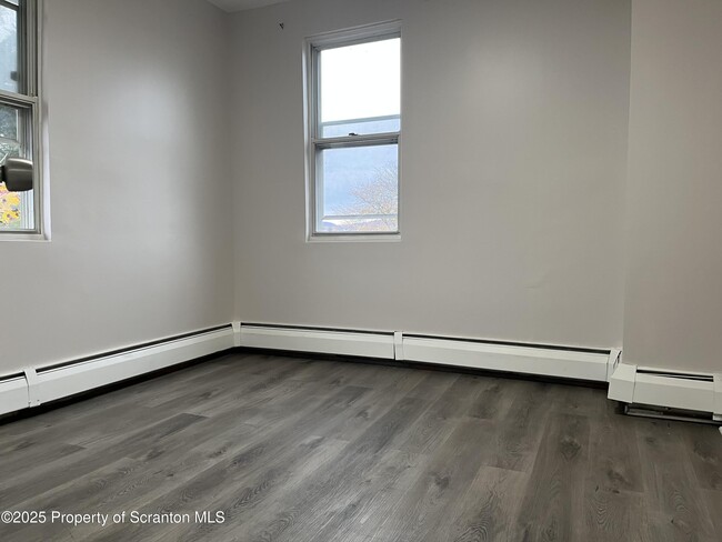 Building Photo - 315 Aswell Ct