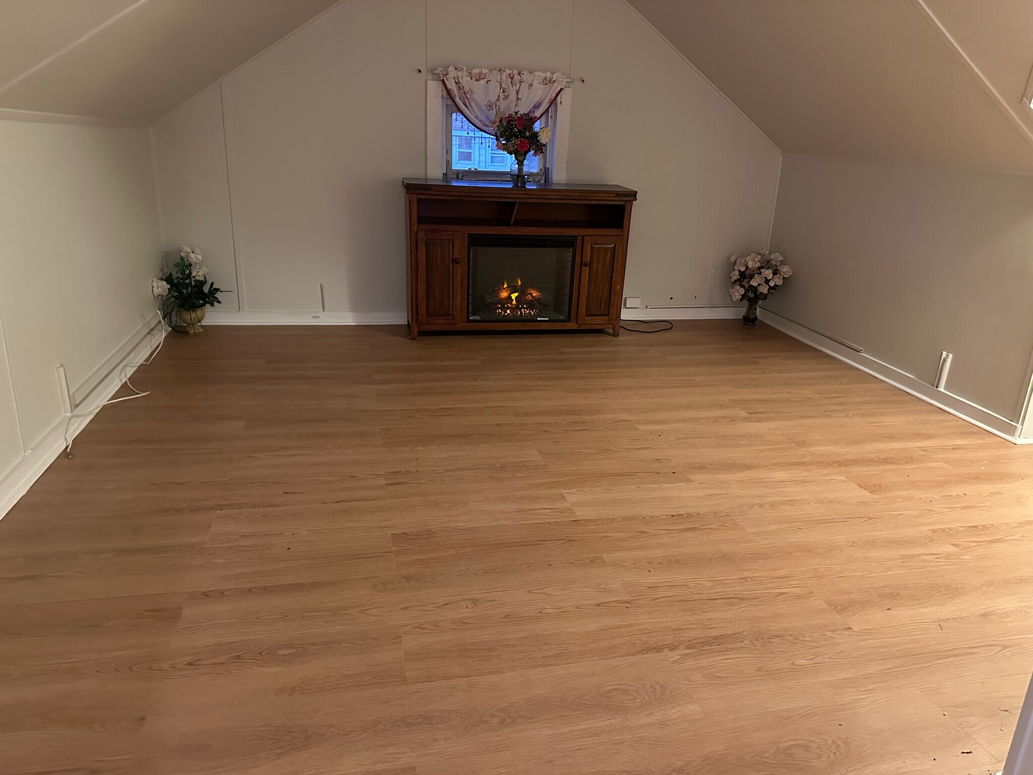 Building Photo - 269 N 1st Ave