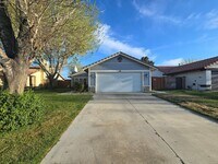 Building Photo - 2835 La Vida Dr