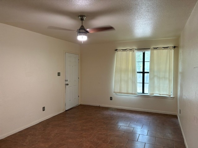 Building Photo - 489 Northwood Cir