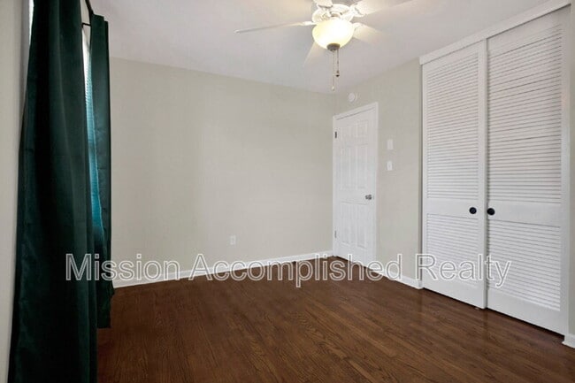 Building Photo - 7262 Ryan St