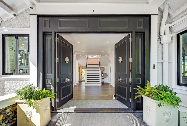 Building Photo - Seward Park Estate