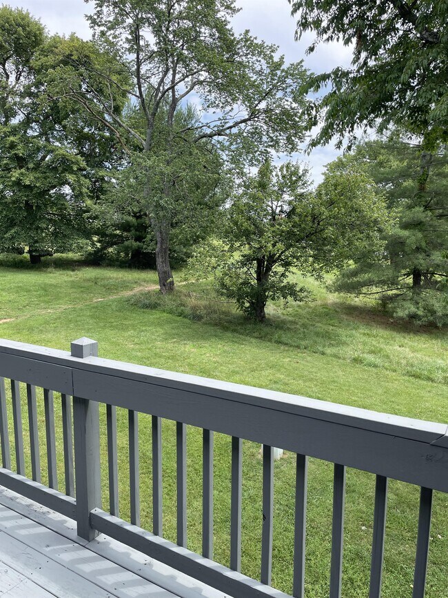 Building Photo - 159 Harvest Dr