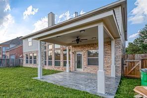 Building Photo - 26619 Richwood Oaks Dr