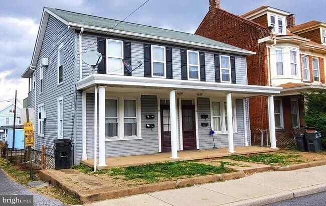 Building Photo - 36 Fairground Ave