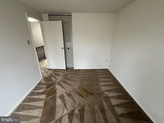 Building Photo - 7728 Havenside Terrace