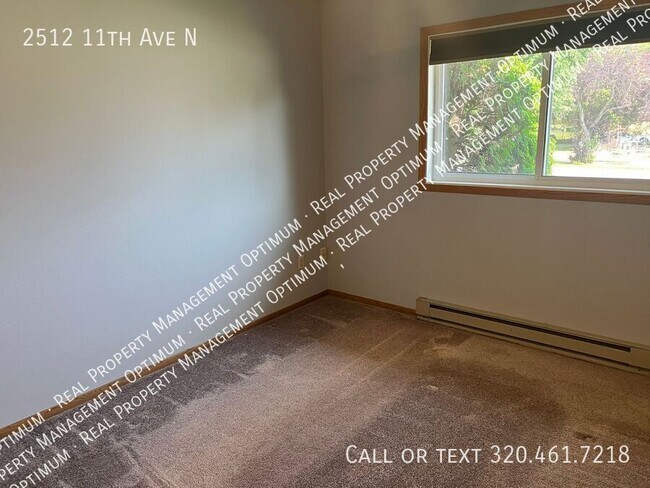 Building Photo - 2512 11th Ave N