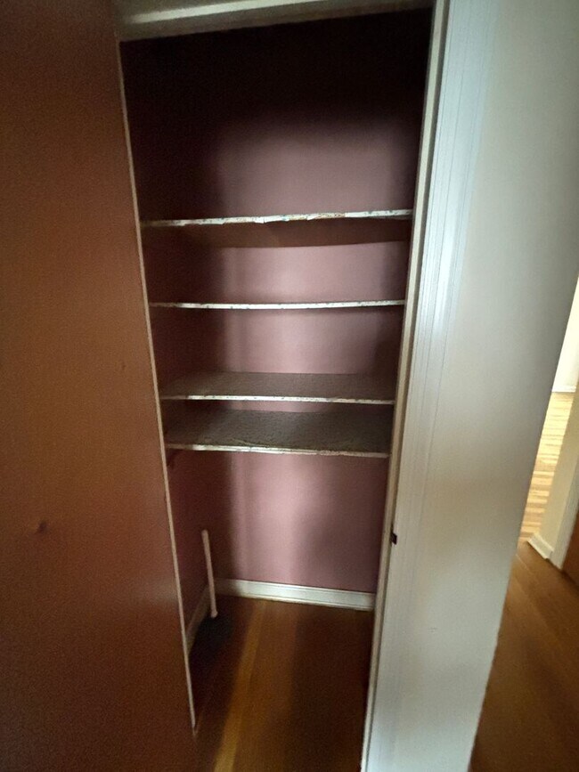 Building Photo - 4br Home for rent in Bethlehem PA