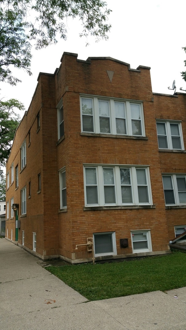 Primary Photo - 4136 W Palmer St