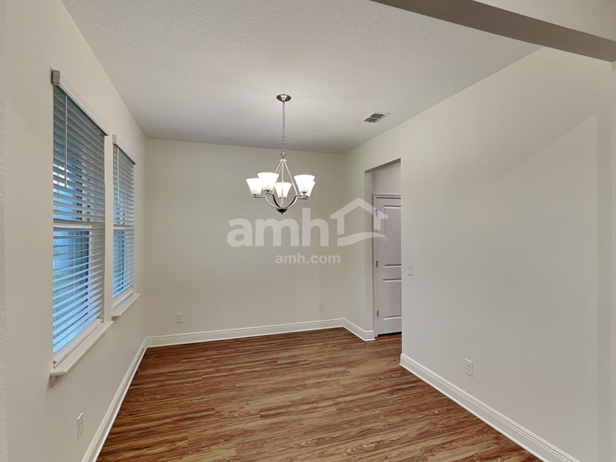 Building Photo - 1372 Celery Ave