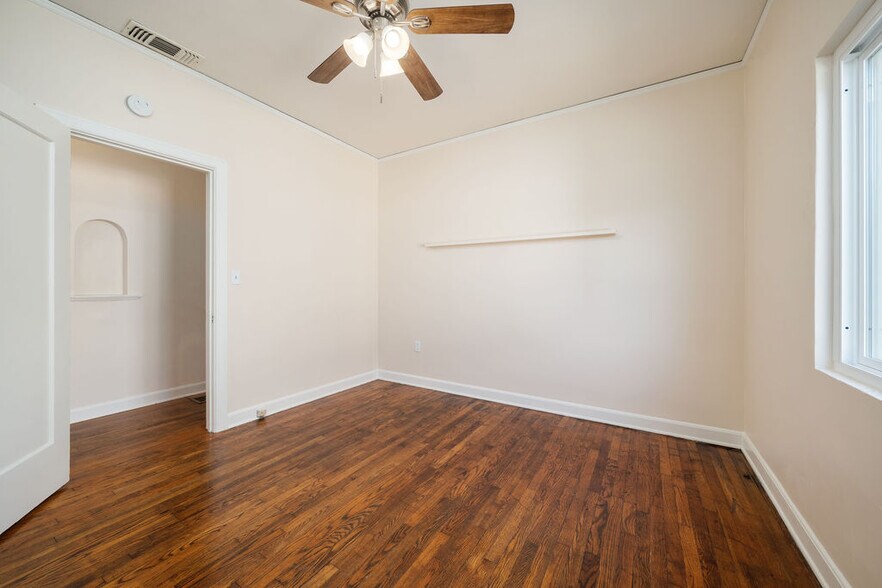 Building Photo - 59 Chorro St