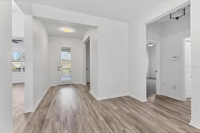 Building Photo - 4806 Lake Breeze Terrace