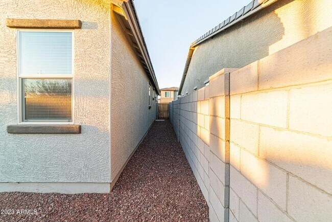 Building Photo - 3bed, 2bath Home