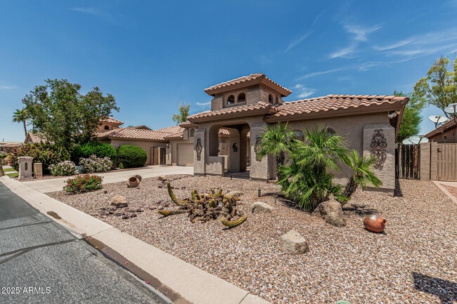 Building Photo - 8846 E Copper Dr