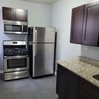 Building Photo - 6629 S Greenwood Ave