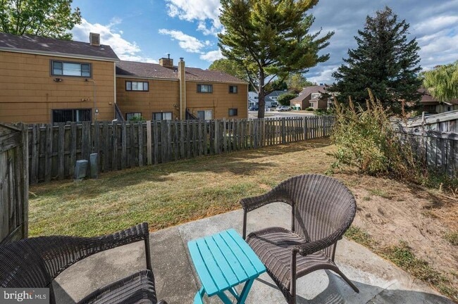 Building Photo - 56 Dover Dr