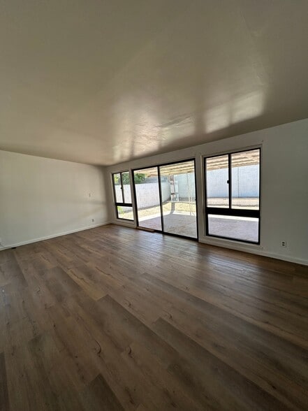 Building Photo - 625 N 21st St