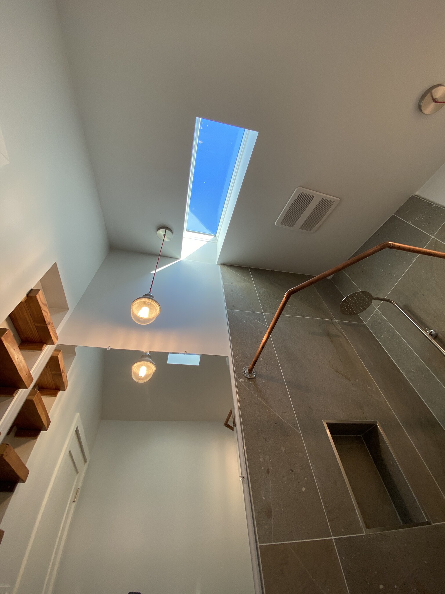 Building Photo - 3605 Helms Ave
