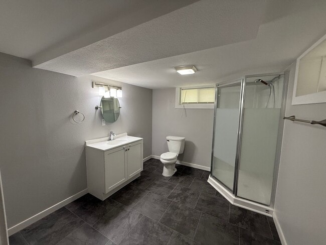 Building Photo - Three Bedroom, Two Bathroom Home! One car garage!