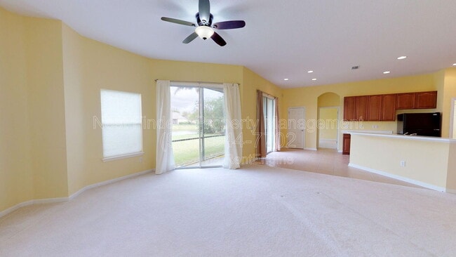 Building Photo - 738 Porta Rosa Circle